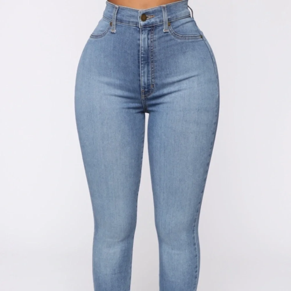 NEW High Rise Jeans 💯 - Picture 2 of 4